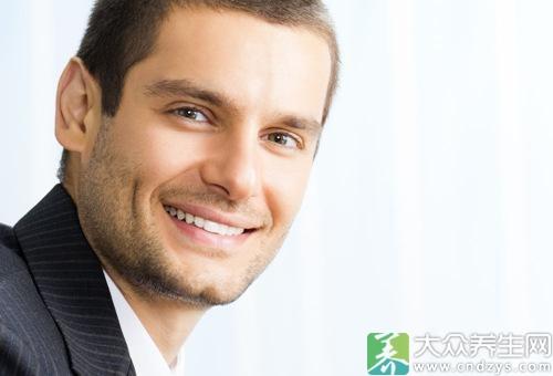 《男人的成功女人的痛》LRC歌词 《男人的成功女人的痛》(天籁天)歌词555uuu下载