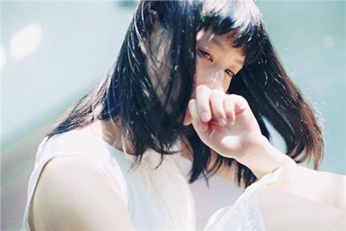 《伤心的女人》LRC歌词 《伤心的女人》(田娟)歌词555uuu下载