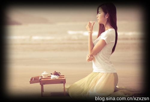 《一生的爱恋》LRC歌词 《一生的爱恋》(央金兰泽)歌词555uuu下载