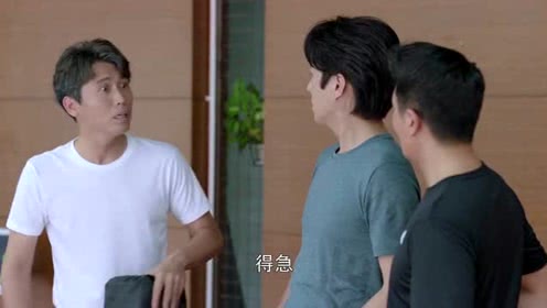 《如果岁月可回头》LRC歌词 《如果岁月可回头》(简弘亦)歌词555uuu下载