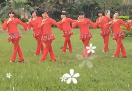《小妹跟我走》LRC歌词 《小妹跟我走》(黄勇)歌词555uuu下载