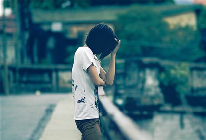 《伤心的诺言》LRC歌词 《伤心的诺言》(孙艺)歌词555uuu下载