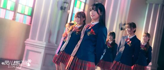 《灵儿想叮当》LRC歌词 《灵儿想叮当》(S.I.N.G女团)歌词555uuu下载