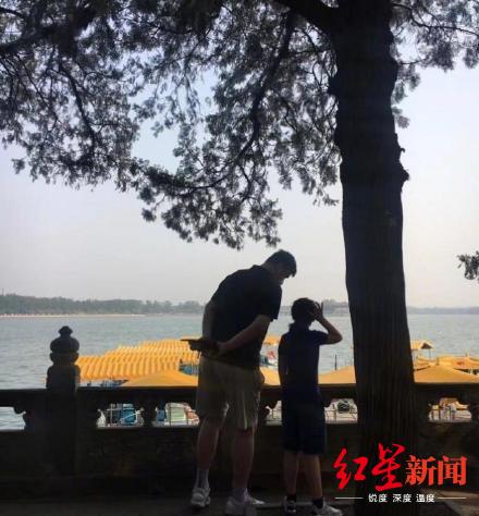 《女儿》LRC歌词 《女儿》(黄安)歌词555uuu下载