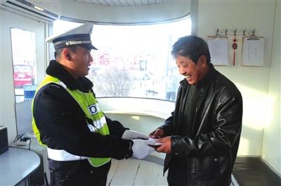 《归还》LRC歌词 《归还》(陈鸿宇)歌词555uuu下载