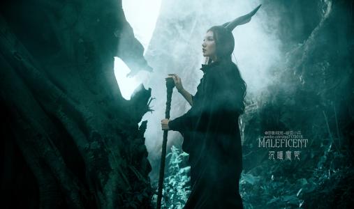 《穿越魔咒》LRC歌词 《穿越魔咒》(王绎龙)歌词555uuu下载