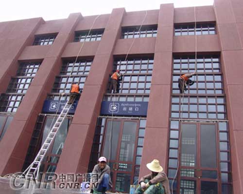 《最后出口》LRC歌词 《最后出口》(汐唏)歌词555uuu下载