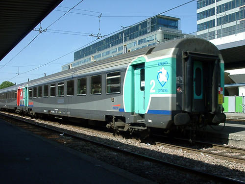 《Voyager train》LRC歌词 《Voyager train》(茅原実里)歌词555uuu下载