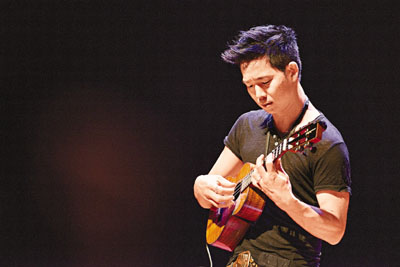 《Journey (feat.Jake Shimabukuro)》LRC歌词 《Journey (feat.Jake Shimabukuro)》(MiChi)歌词555uuu下载
