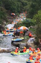 《漂流哥》LRC歌词 《漂流哥》(陈宏庆)歌词555uuu下载