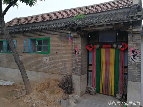 《隐隐作痛》LRC歌词 《隐隐作痛》(孙悦)歌词555uuu下载