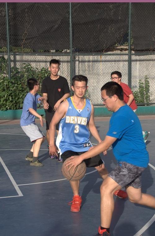 《散心》LRC歌词 《散心》(赵咏华)歌词555uuu下载