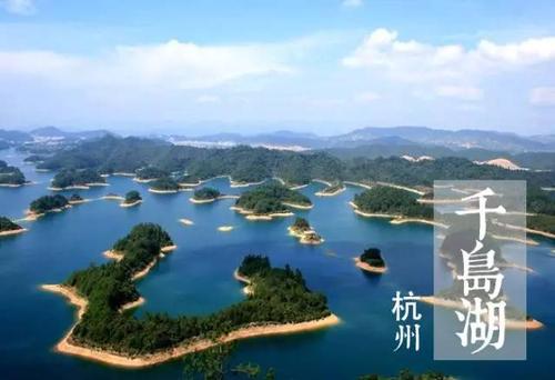 《千岛秀水美》LRC歌词 《千岛秀水美》(陈小霞)歌词555uuu下载