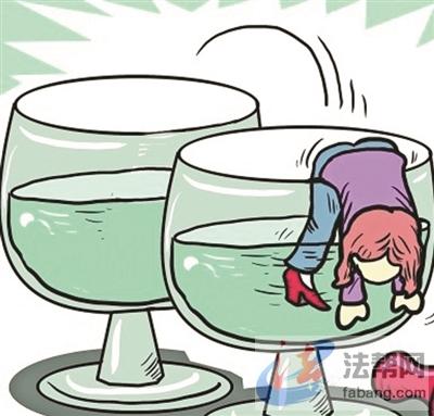 《不愿再喝醉》LRC歌词 《不愿再喝醉》(张嘉杰)歌词555uuu下载