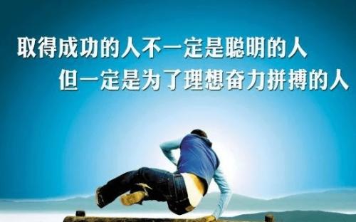 《坚持的我们》LRC歌词 《坚持的我们》(王羽泽)歌词555uuu下载