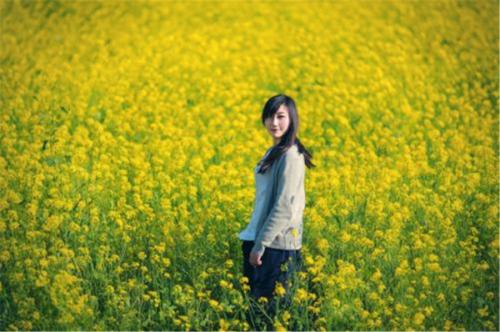 《期待和你再相遇》LRC歌词 《期待和你再相遇》(任妙音)歌词555uuu下载