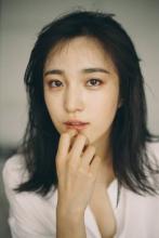 《漂亮姑娘美翻了》LRC歌词 《漂亮姑娘美翻了》(赵煜铭)歌词555uuu下载