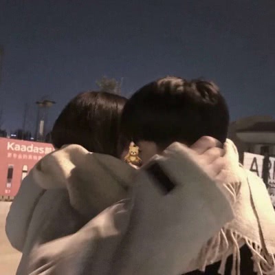 《你怎么可以爱上别的男人》LRC歌词 《你怎么可以爱上别的男人》(刘科)歌词555uuu下载