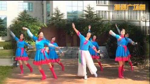 《敖包再相会(广场舞版)》LRC歌词 《敖包再相会(广场舞版)》(蒙克,乌兰托娅)歌词555uuu下载
