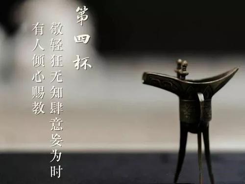 《跟往事干了好几杯》(王铮亮&黄洋&华少)歌词555uuu下载