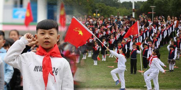 《中国少年》(童星)歌词555uuu下载