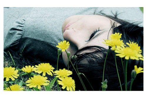 《不要轻易说转身》LRC歌词 《不要轻易说转身》(冷酷)歌词555uuu下载