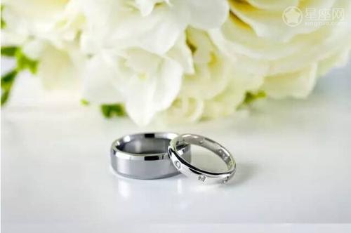 《求结婚》LRC歌词 《求结婚》(大哲)歌词555uuu下载
