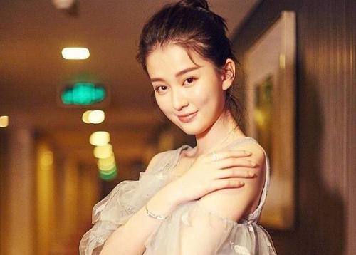 《我们这样算什么》LRC歌词 《我们这样算什么》(韩小薰)歌词555uuu下载