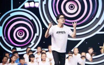 《时间煮雨(live版)》LRC歌词 《时间煮雨(live版)》(郁可唯)歌词555uuu下载