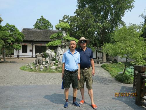 《老哥老弟》LRC歌词 《老哥老弟》(陈雅森)歌词555uuu下载