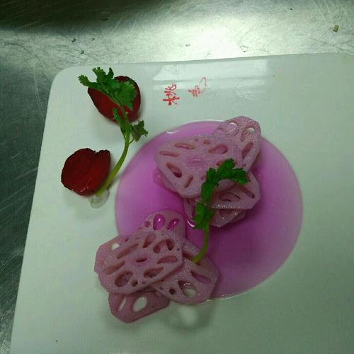 《胭脂醉》LRC歌词 《胭脂醉》(林夏蒂)歌词555uuu下载