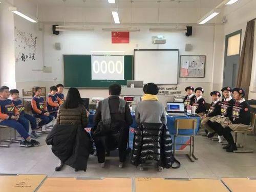 《微信情缘》LRC歌词 《微信情缘》(游美灵)歌词555uuu下载