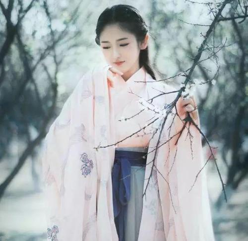 《红尘中的分手》LRC歌词 《红尘中的分手》(李德红)歌词555uuu下载