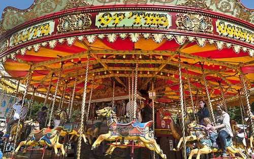《Merry-go-round》LRC歌词 《Merry-go-round》(浜崎あゆみ)歌词555uuu下载