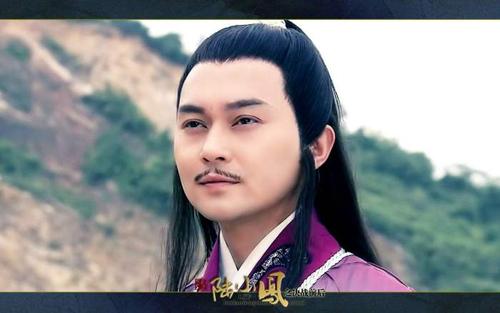 《陆小凤》LRC歌词 《陆小凤》(郑少秋)歌词555uuu下载