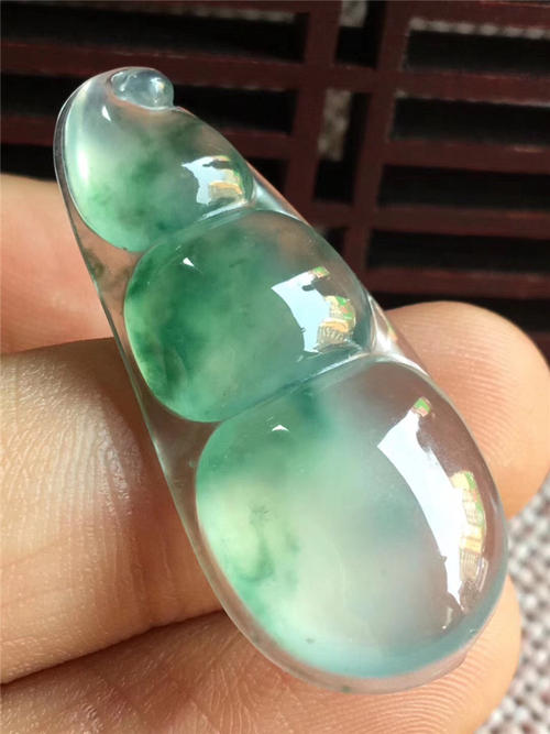 《简安》LRC歌词 《简安》(云菲菲)歌词555uuu下载