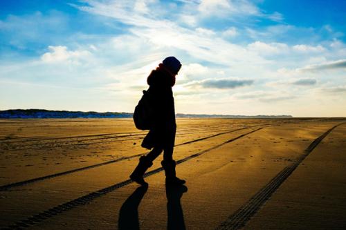 《两人的痛 一个人受》LRC歌词 《两人的痛 一个人受》(裘海正)歌词555uuu下载