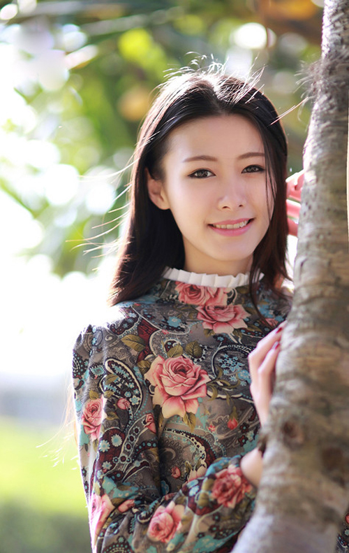 《最美的红颜》LRC歌词 《最美的红颜》(崔伟立)歌词555uuu下载