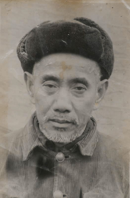 《老旧照片》LRC歌词 《老旧照片》(亦勋)歌词555uuu下载