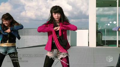 《CRAZY GONNA CRAZY》LRC歌词 《CRAZY GONNA CRAZY》(Prizmmy☆)歌词555uuu下载