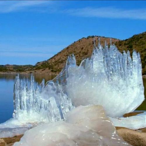 《让水倒流》LRC歌词 《让水倒流》(伍佰,&,China,Blue)歌词555uuu下载