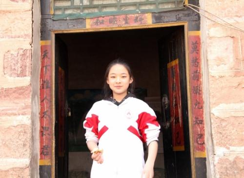 《过曝》LRC歌词 《过曝》(脆乐团)歌词555uuu下载